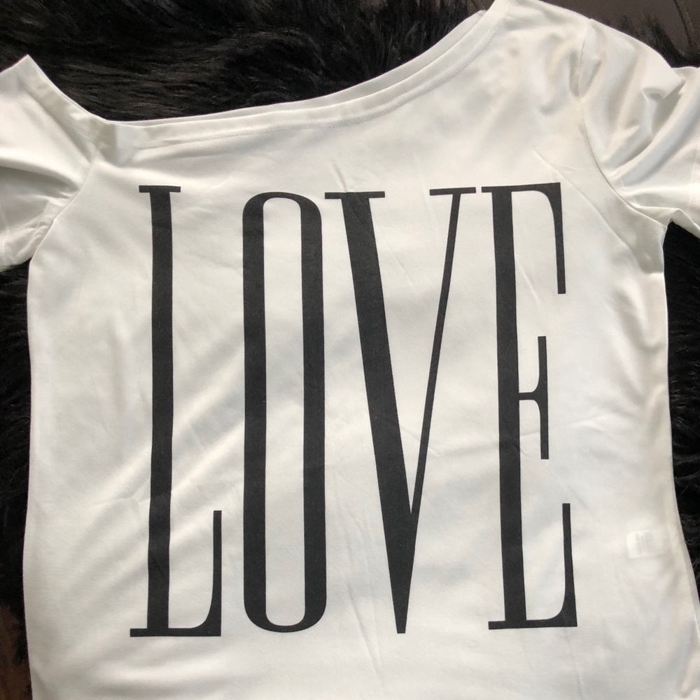 Women’s polyester cotton blend T-shirt